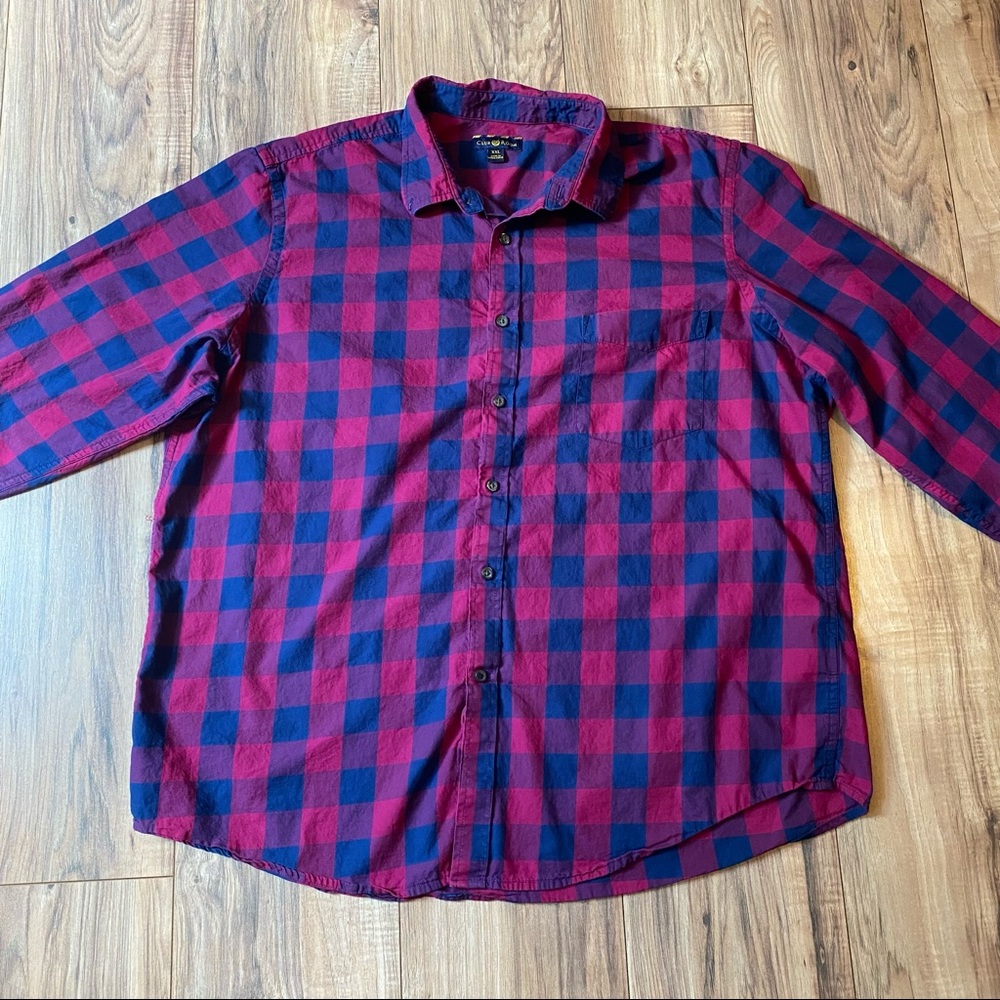 Men’s long sleeve plaid button down